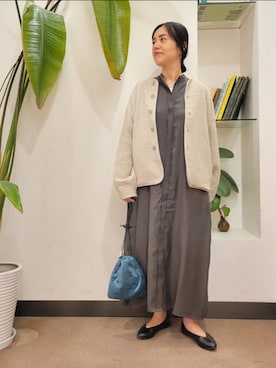 「シャツワンピ」｜「アイテム（ノーカラージャケット）」を使った、emiinamiiさん（レディース・164cm）の秋コーディネート