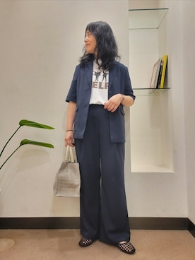 「URBAN RESEARCH DOORS（アーバンリサーチドアーズ）のソフトハンドルカゴバッグ（ハンドバッグ、グレー系）」を使った、浪口　絵美さん（レディース・164cm）の春コーディネート