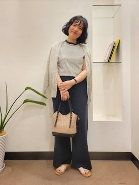 「URBAN RESEARCH DOORS（アーバンリサーチドアーズ）のアイテム（カーディガン/ボレロ）」を使った、浪口　絵美さん（レディース・164cm）の夏コーディネート
