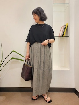 「URBAN RESEARCH DOORS（アーバンリサーチドアーズ）のカラーシーグラストートバッグ（トートバッグ）」を使った、浪口　絵美さん（レディース・164cm）の夏コーディネート