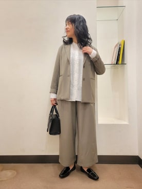 「RODE SKO（ロデスコ）のアイテム」を使った、浪口　絵美さん（レディース・164cm）の冬コーディネート