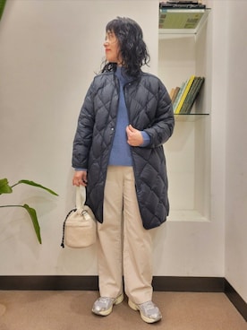 「URBAN RESEARCH DOORS(アーバンリサーチドアーズ)のアイテム(スニーカー)」を使った、浪口 絵美さん(レディース・164cm)の冬コーディネート