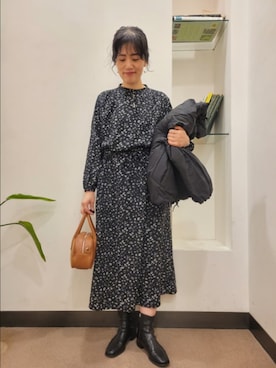 「アイテム（ダウンジャケット/コート）」を使った、浪口　絵美さん（レディース・164cm）の秋コーディネート