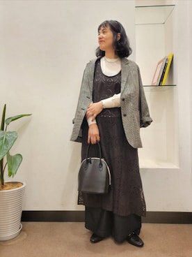 「URBAN RESEARCH DOORS(アーバンリサーチドアーズ)のアイテム(ネックレス)」を使った、浪口 絵美さん(レディース・164cm)の秋コーディネート