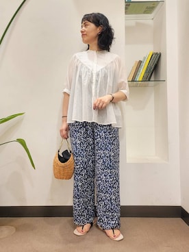 コットンボイルV切替ギャザーブラウス URBAN RESEARCH DOORS｜コットンボイルV切替ギャザーブラウス