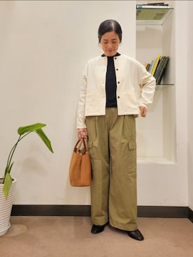 「シアーニット」｜「アイテム（ジャケット/アウター）」を使った、emiinamiiさん（レディース・164cm）の秋コーディネート