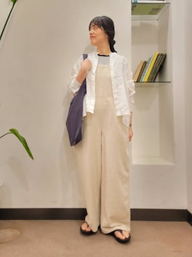 「アイテム（トートバッグ、パープル系）」を使った、浪口　絵美さん（レディース・164cm）の春コーディネート