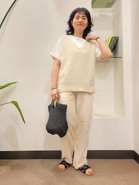 URBAN RESEARCH DOORSのベストを使った人気ファッション