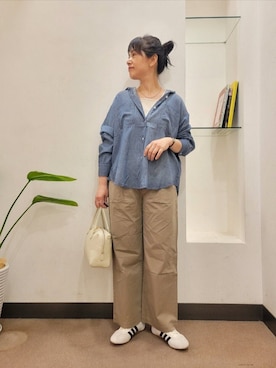 「RODE SKO（ロデスコ）のアイテム」を使った、浪口　絵美さん（レディース・164cm）の春コーディネート