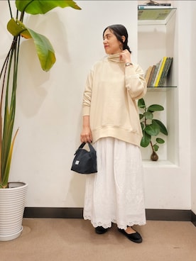 「URBAN RESEARCH DOORS」｜浪口　絵美さん（レディース・164cm）の秋コーディネート