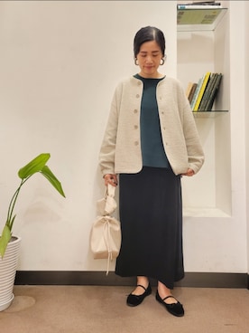 「コーデュロイ」｜「アイテム（ノーカラージャケット）」を使った、emiinamiiさん（レディース・164cm）の秋コーディネート
