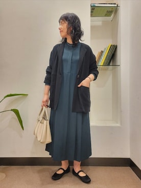 「オンオフ兼用」｜「アイテム（ワンピース）」を使った、浪口　絵美さん（レディース・164cm）の秋コーディネート