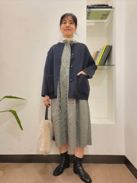 「アイテム（その他アウター、ブルー系）」を使った、浪口　絵美さん（レディース・164cm）の秋コーディネート