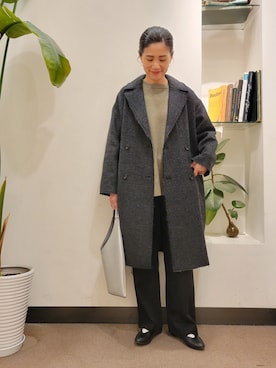 「ゆるニット」｜「アイテム（チェスターコート）」を使った、emiinamiiさん（レディース・164cm）の冬コーディネート