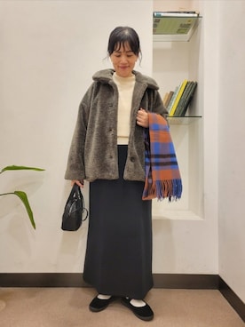 「アイテム（マフラー）」を使った、浪口　絵美さん（レディース・164cm）の秋コーディネート