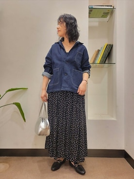 「URBAN RESEARCH DOORS（アーバンリサーチドアーズ）のアイテム（シューズ）」を使った、浪口　絵美さん（レディース・164cm）の秋コーディネート