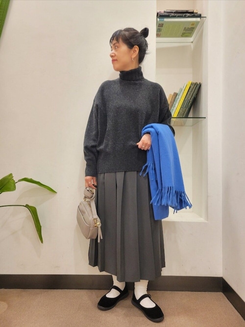 セール】【再入荷】『UR TECH SMOOTHLUXE』片ヒダプリーツスカート｜冬