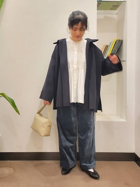 ウールスタンドショートコートを使った人気ファッションコーディネート