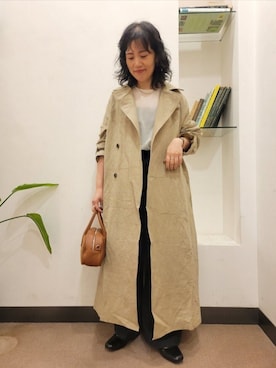 「アイテム（トレンチコート）」を使った、浪口　絵美さん（レディース・164cm）の秋コーディネート