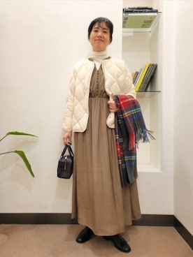 「アーバンリサーチドアーズ」｜「アイテム（ワンピース/ドレス）」を使った、浪口　絵美さん（レディース・164cm）の秋コーディネート