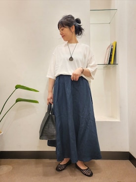 「かぐれ（カグレ）のアイテム」を使った、浪口　絵美さん（レディース・164cm）の春コーディネート