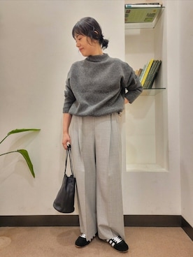 「アイテム（その他トップス）」を使った、浪口　絵美さん（レディース・164cm）の秋コーディネート