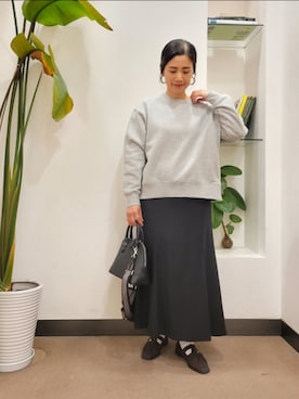 「URTECH」｜「アイテム（スウェット）」を使った、emiinamiiさん（レディース・164cm）の冬コーディネート