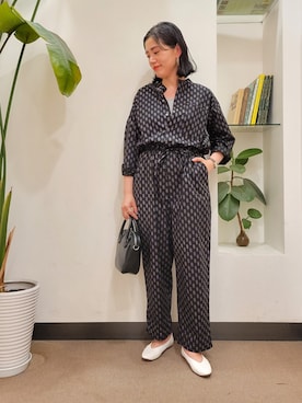 「シンフルコーデ」｜「アイテム（オールインワン・サロペット）」を使った、emiinamiiさん（レディース・164cm）の春コーディネート