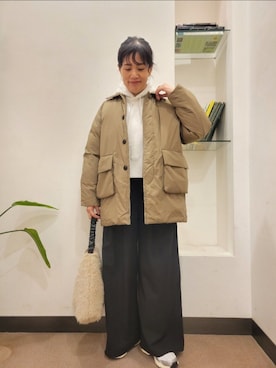 「アイテム（パーカー）」を使った、浪口　絵美さん（レディース・164cm）の秋コーディネート