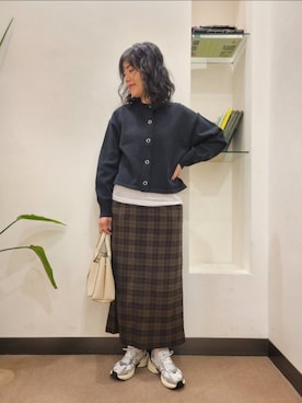 「URBAN RESEARCH DOORS(アーバンリサーチドアーズ)のアイテム(スニーカー)」を使った、浪口 絵美さん(レディース・164cm)の冬コーディネート