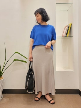 「URBAN RESEARCH DOORS（アーバンリサーチドアーズ）のアイテム（ニット/セーター）」を使った、浪口　絵美さん（レディース・164cm）の夏コーディネート