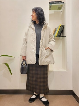 「アイテム（ボストンバッグ）」を使った、浪口　絵美さん（レディース・164cm）の冬コーディネート