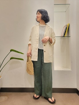 「URBAN RESEARCH DOORS（アーバンリサーチドアーズ）のアイテム（ブルゾン）」を使った、浪口　絵美さん（レディース・164cm）の春コーディネート