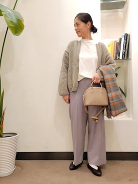 「URBAN RESEARCH DOORS（アーバンリサーチドアーズ）のラウンドボストンミニバッグ（ショルダーバッグ）」を使った、浪口　絵美さん（レディース・164cm）の冬コーディネート