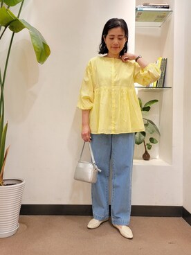「URBAN RESEARCH DOORS WOMENS」｜「アイテム（スリッポン）」を使った、浪口　絵美さん（レディース・164cm）の春コーディネート