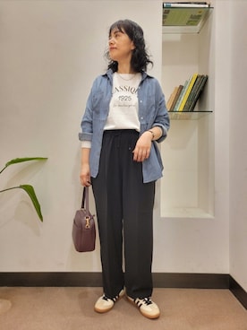 「デニムシャツ」｜浪口　絵美さん（レディース・164cm）の秋コーディネート