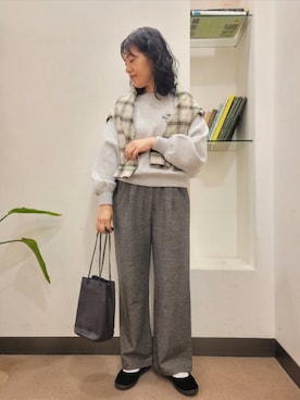 「アイテム（その他シューズ）」を使った、浪口　絵美さん（レディース・164cm）の秋コーディネート