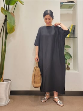 「RODE SKO」｜「アイテム（サンダル）」を使った、emiinamiiさん（レディース・164cm）の春コーディネート