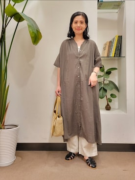 「ペーパーバッグ」｜「アイテム（ワンピース/ドレス）」を使った、emiinamiiさん（レディース・164cm）の春コーディネート