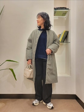 「URBAN RESEARCH DOORS(アーバンリサーチドアーズ)のアイテム(その他パンツ)」を使った、浪口 絵美さん(レディース・164cm)の冬コーディネート