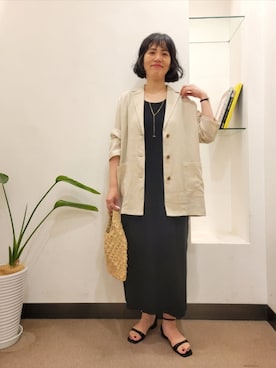 「URBAN RESEARCH DOORS（アーバンリサーチドアーズ）のワンチェーンYネックレス（ネックレス、ゴールド系）」を使った、浪口　絵美さん（レディース・164cm）の夏コーディネート