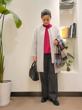 「ストレートパンツ」｜「アイテム（その他アウター）」を使った、emiinamiiさん（レディース・164cm）の冬コーディネート