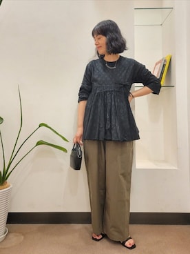 「HARIO Lampwork Factory(ハリオランプワークファクトリー)のアイテム」を使った、浪口 絵美さん(レディース・164cm)の夏コーディネート