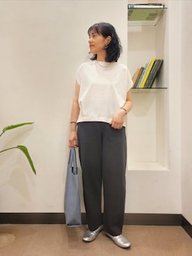 「オンオフ兼用」｜「アイテム（バッグ）」を使った、浪口　絵美さん（レディース・164cm）の夏コーディネート