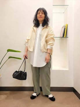 「URBAN RESEARCH DOORS（アーバンリサーチドアーズ）のアイテム（ブルゾン）」を使った、浪口　絵美さん（レディース・164cm）の春コーディネート