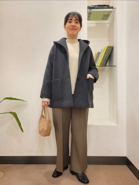 「アイテム（その他アウター、グレー系）」を使った、浪口　絵美さん（レディース・164cm）の冬コーディネート