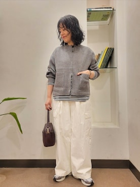 「URBAN RESEARCH DOORS（アーバンリサーチドアーズ）の2WAYスクエアショルダーバッグ（ショルダーバッグ）」を使った、浪口　絵美さん（レディース・164cm）の秋コーディネート