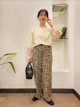 「URBAN RESEARCH DOORS（アーバンリサーチドアーズ）のスクエアトゥリボンミュール（サンダル）」を使った、浪口　絵美さん（レディース・164cm）の秋コーディネート