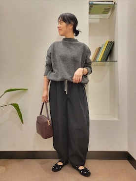 「アイテム（その他トップス）」を使った、浪口　絵美さん（レディース・164cm）の秋コーディネート