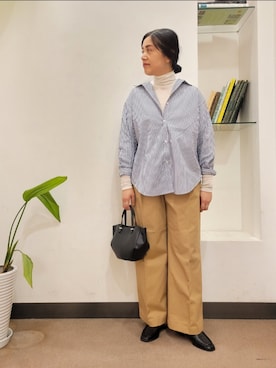 「タートルネック」｜「アイテム（サンダル）」を使った、emiinamiiさん（レディース・164cm）の秋コーディネート